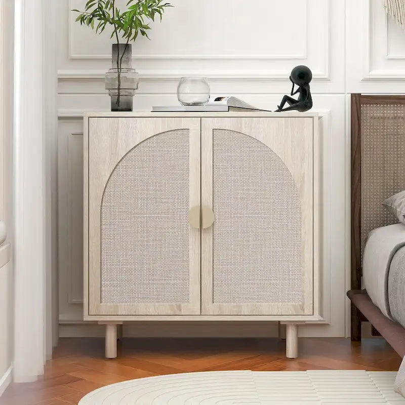 Meuble de rangement 2 portes en bois avec portes en rotin et étagères réglables pour chambre et salon