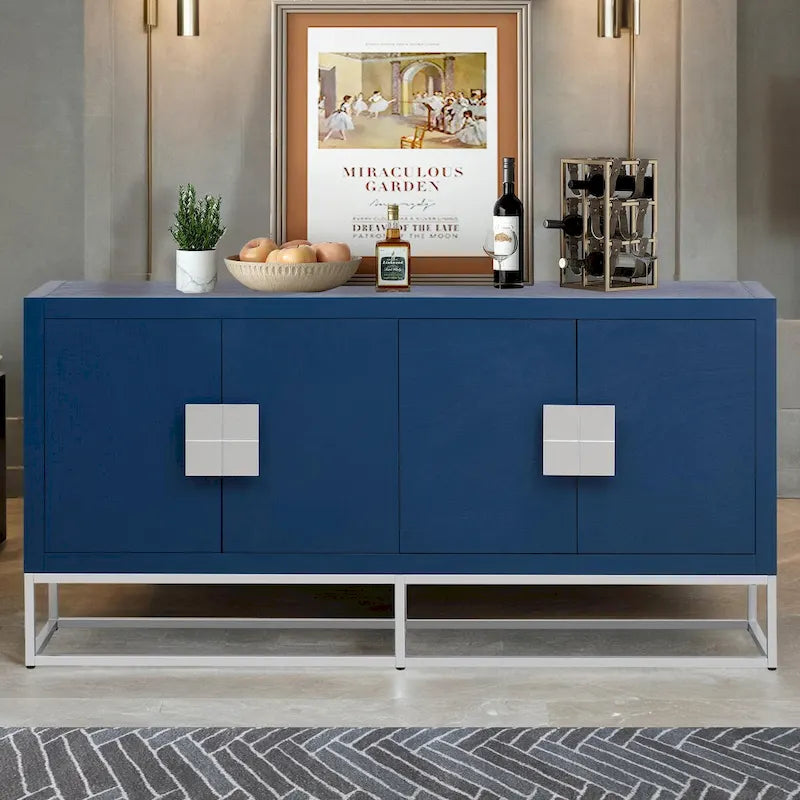 Buffet de luxe à 4 portes avec étagères réglables et pieds en métal
