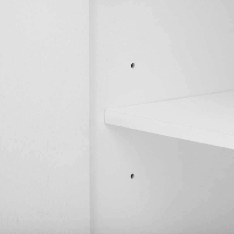 Buffet de luxe à 4 portes avec étagères réglables et pieds en métal