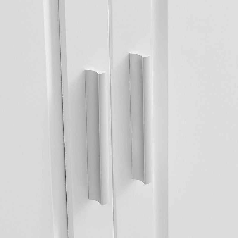 Meuble de salle de bain avec portes