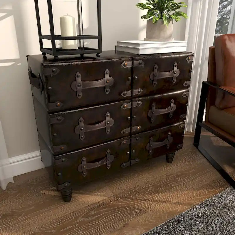 Commode de chambre vintage en bois et similicuir avec rivets et sangles