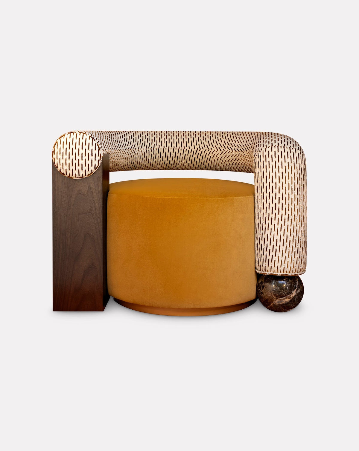 Fauteuil II en velours avec base en laiton, asymétrie géométrique